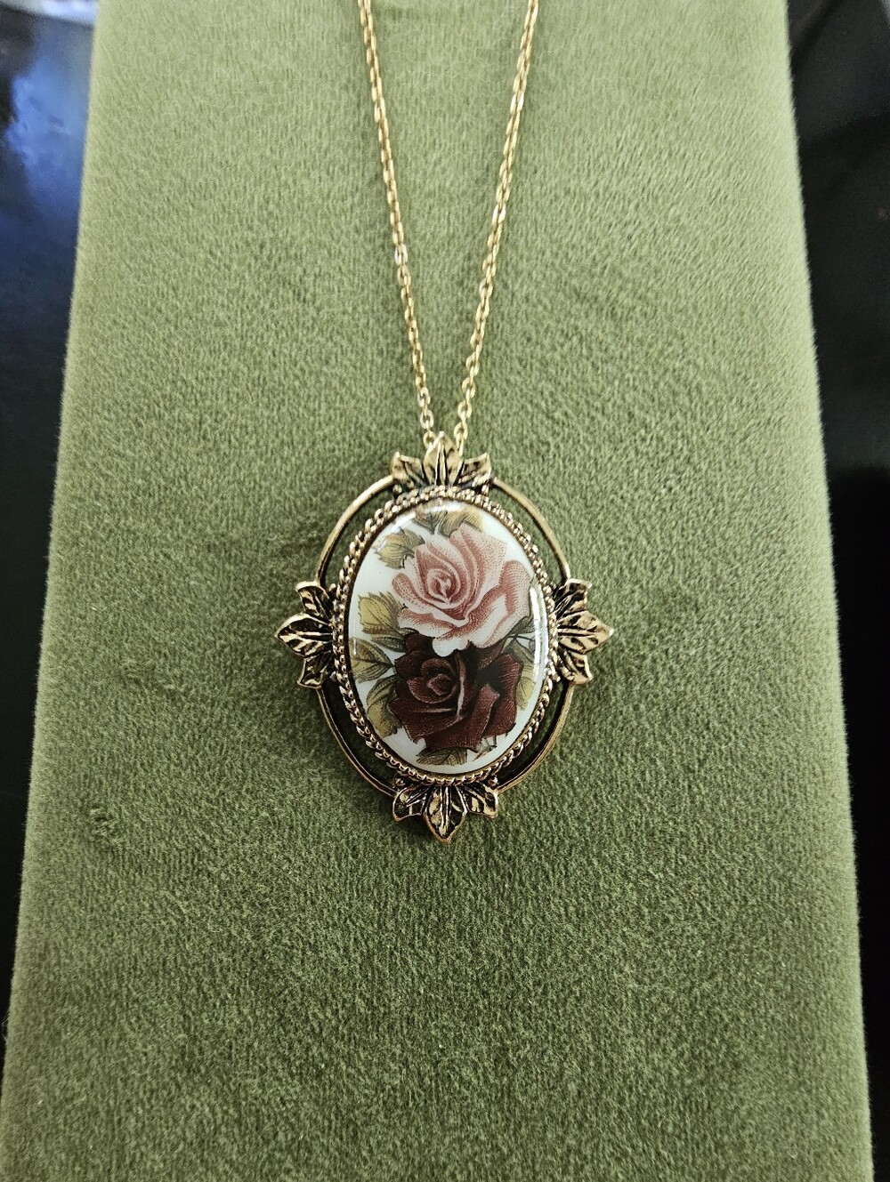 Vintage Sarah Conventery Necklace